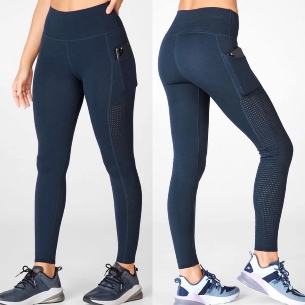 NWT Fabletics SculptKnit® High-Waisted Pocket Legging in Thunder